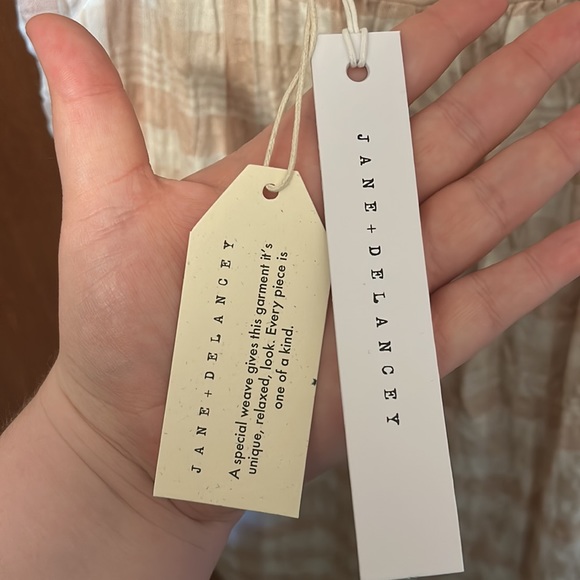 NWT Jane + Delancey Tank - Picture 5 of 7